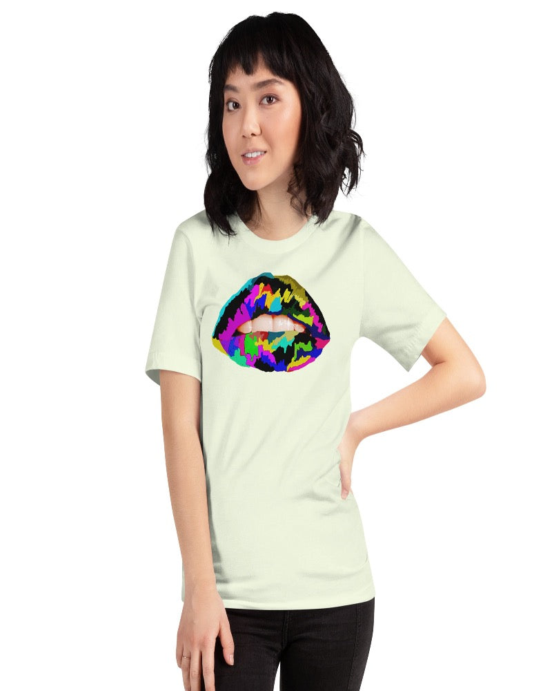 Citron unisex T-shirt with multi colored lip print design.